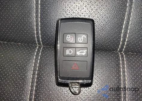 2022 Land Rover Range Rover Velar P250 R-Dynamic S from USA, damaged, VIN SALYT2EX1NA331966